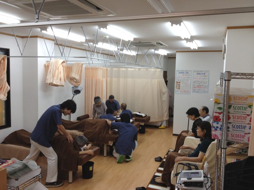 ポプラ鍼灸接骨院　施術室